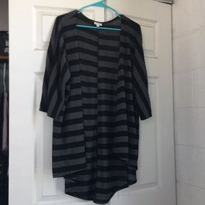 LuLaRoe Lindsay Kimono